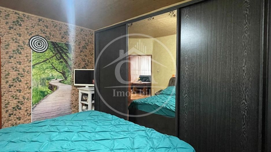 Casa de vânzare cu 7 camere in zona Nufarul, Oradea - Poză 8