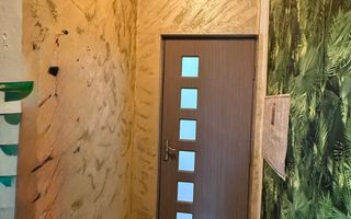 Casa ultracentral + piscină - Poză 13