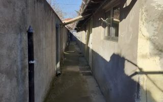 Casa de vanzare 3 apartamente zona Lipovei - Poză 7