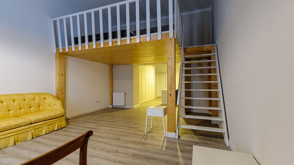 Apartament de închiriat tip loft - Poză 1