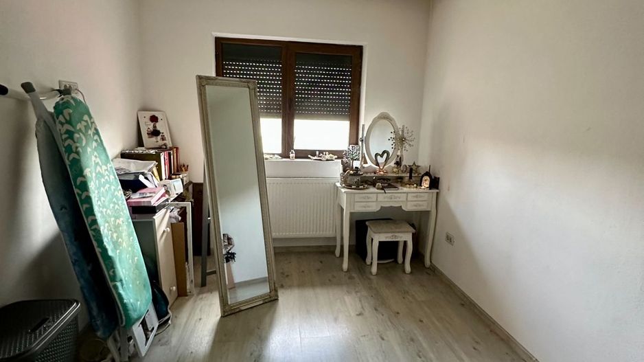 Casa tip instruita cu poziție buna - Poză 13