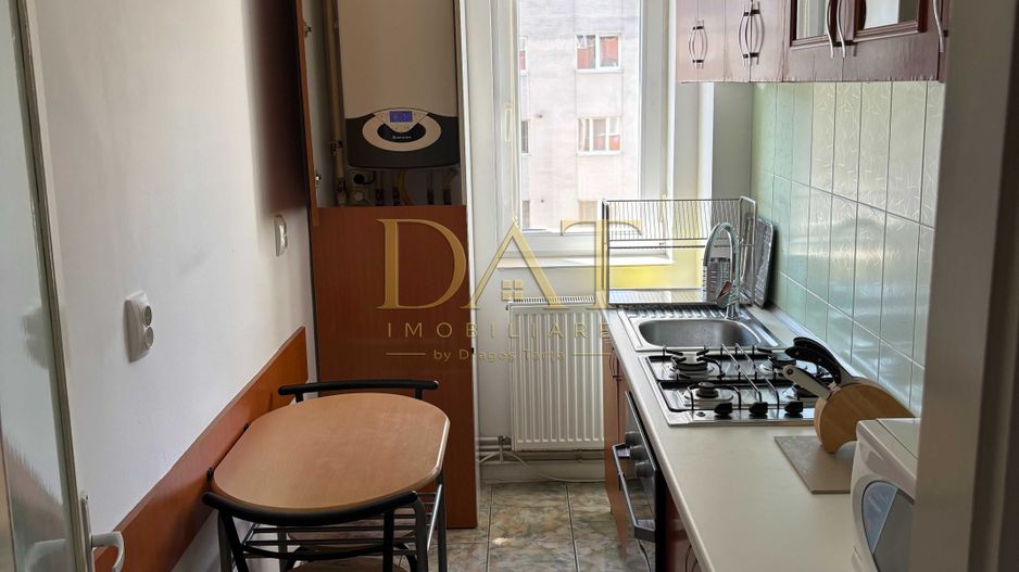Apartament 2 camere decomandate | zona BIG | disponibil imediat - Poză 7