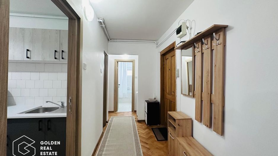 Apartament 2 camere,  zona Alfa, aproape de tramvai - Poză 12