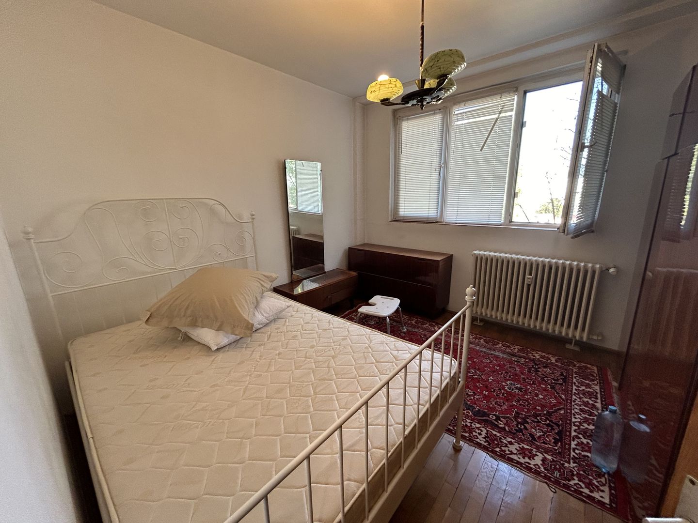 APARTAMENT 2 CAMERE METROU 1 MAI - Poză 1