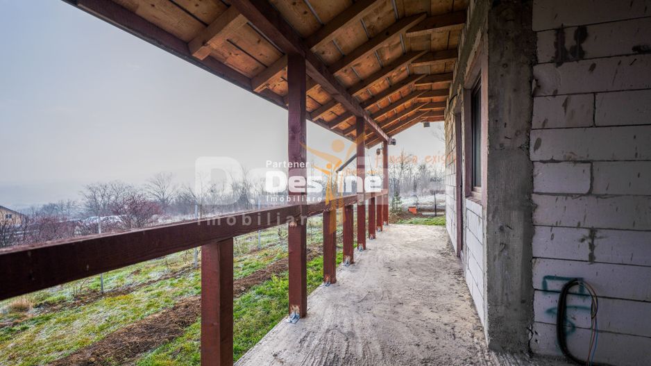 Casă individuală 3 camere 75 mp P+POD 570 mp teren - Poză 9