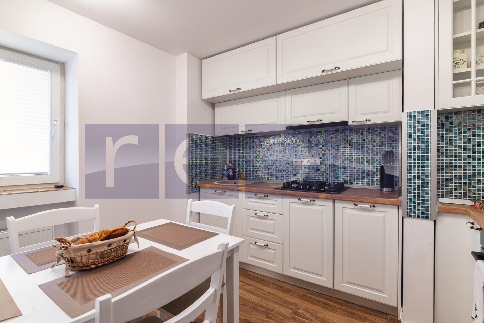 PRIMA INCHIRIERE APARTAMENT 3 CAMERE 2 BAI DOROBANTI 90MP SUPERB RENOVAT - Poză 2