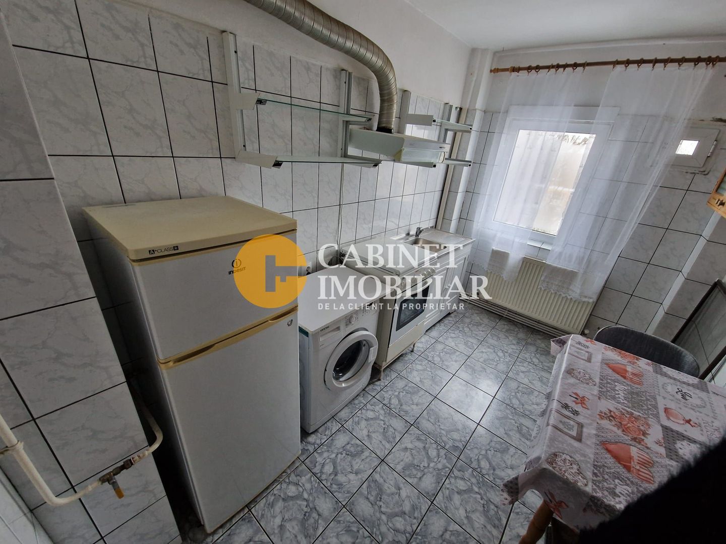 2 Camere Decomandat-mobilat/utilat- Zona Alexandru cel Bun-Familial - Poză 5