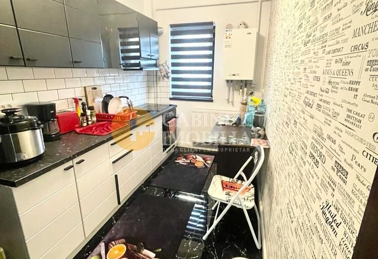 Etaj 1 Apartament 2 camere decomandat mobilat-boxa-loc parcare - Poză 4