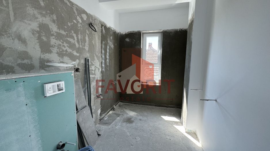 Etaj 1. Pozitie excelenta. Finisat la cheie - Poză 7