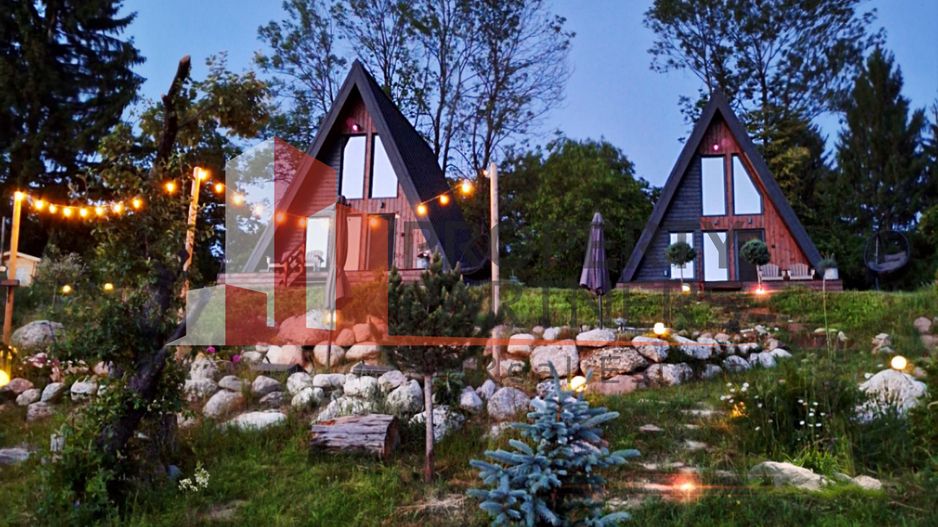 2  A-Frame | Bran Sohodol| 2 cabane | Teren 3.812 mp | Operațional | - Poză 1