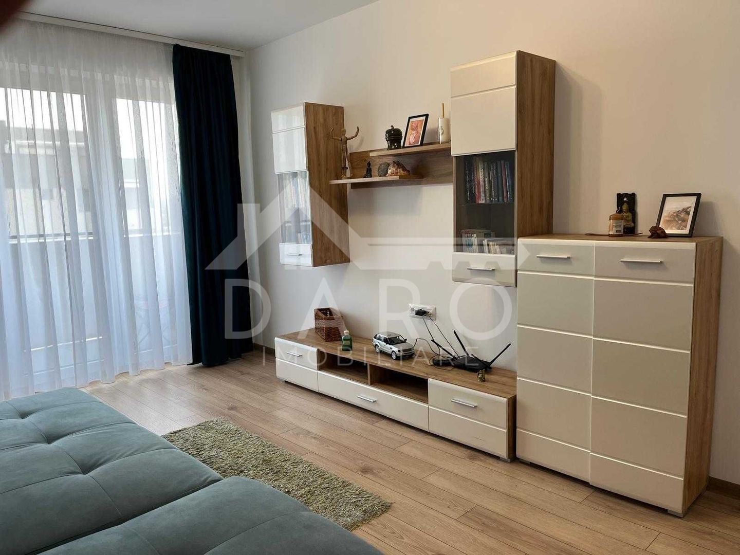 Ofer spre Închiriere Apartament nou în Complex Maurer - Poză 3