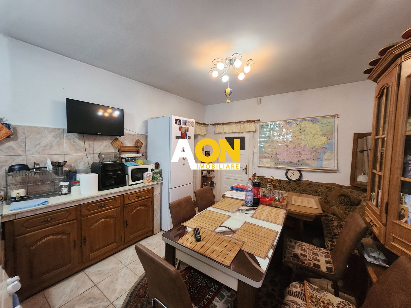 De vanzare casa 5 camere, 655mp teren, zona Cetate - Poză 12