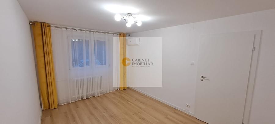 2 camere I Decomandat I Piata Victoriei I Renovat - Poză 1