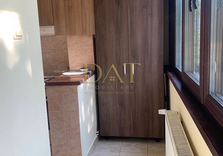 De vanzare apartament 3 camere | semidecomandat | Cartierul Gheorgheni - Poză 9