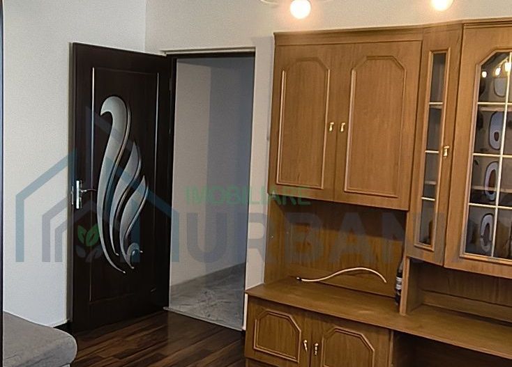 Apartament 3 camere de închiriat în Alexandru cel Bun, lângă Liceul Miron Costin - Poză 2