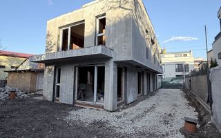 Imobil 7 camere zona Hasdeu -SemiCentral | Curte proprie si acces auto - Poză 2