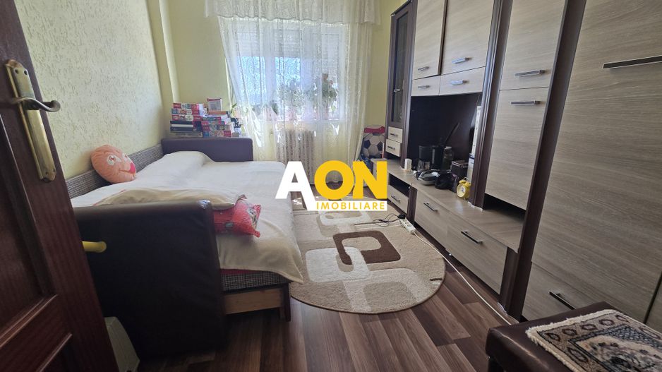 Apartament 3 Camere, 2 Bai, cu Balcon - Poză 6