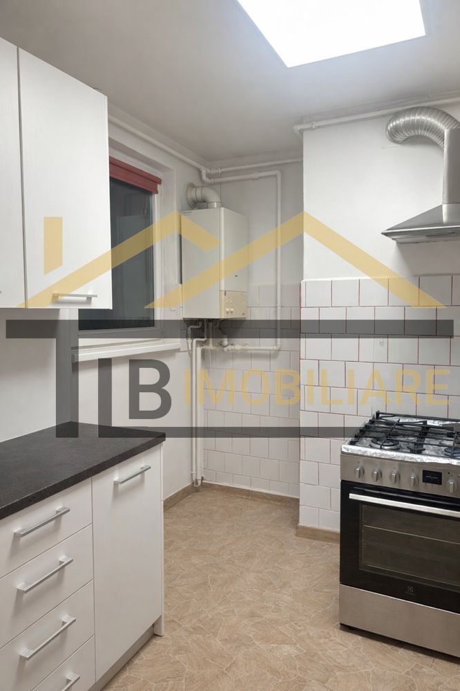 Apartamet cu 3 camere, 65mp, Zona Strazii Moldove - Poză 2