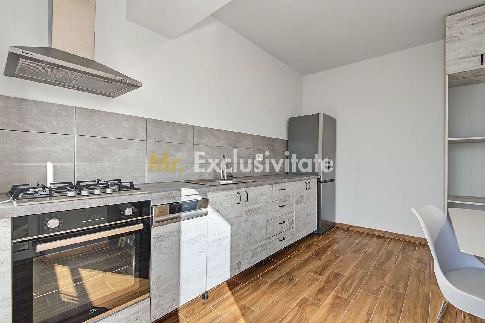 Studio de inchiriat in Pitesti, Calea Craiovei-zona centrala-Bloc nou! - Poză 10