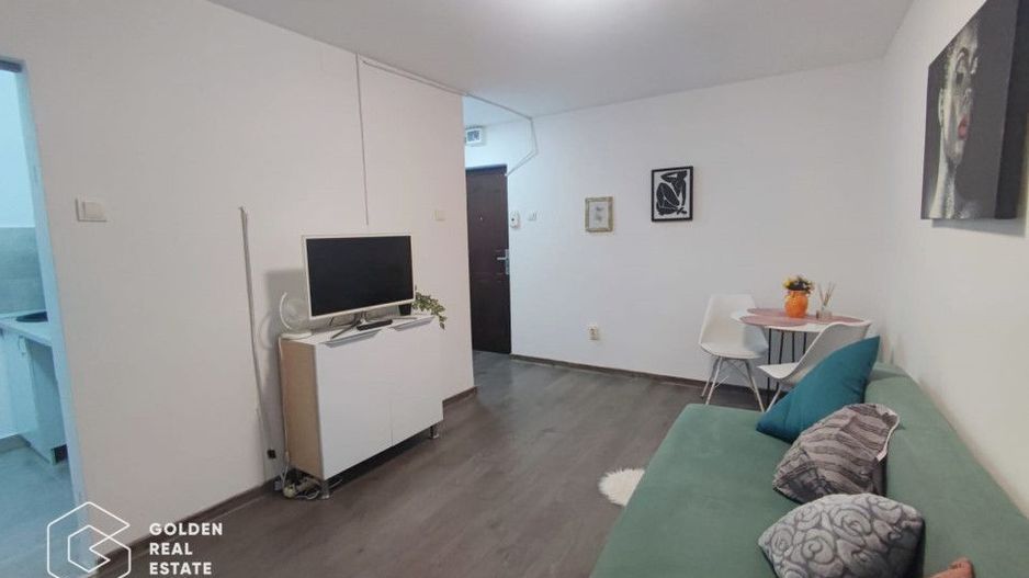 Garsoniera tinereasca, etaj 3, 6 Vanatori - Poză 3