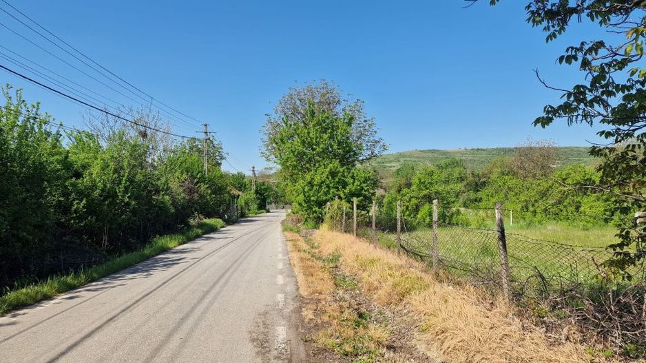 Teren intravilan  Calinesti! - Poză 5
