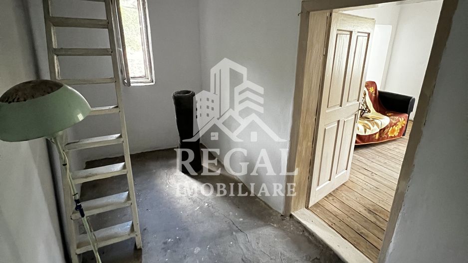Casă de vânzare în Peștișu Mare – Teren generos de 1.513 mp - Poză 9