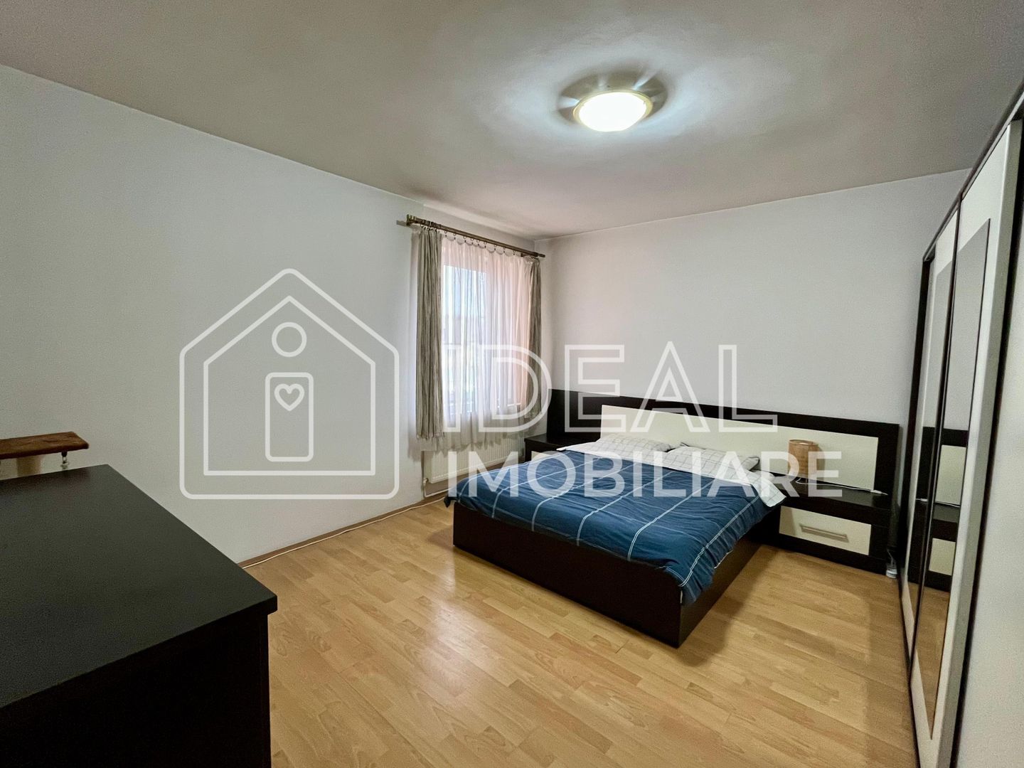 Apartament 3 camere de închiriat - zona Terezian - Poză 3