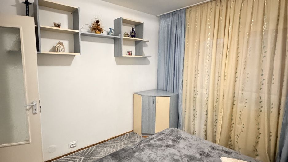 Apartament 3 camere decomandate – zona Decebal, Oradea - Poză 5