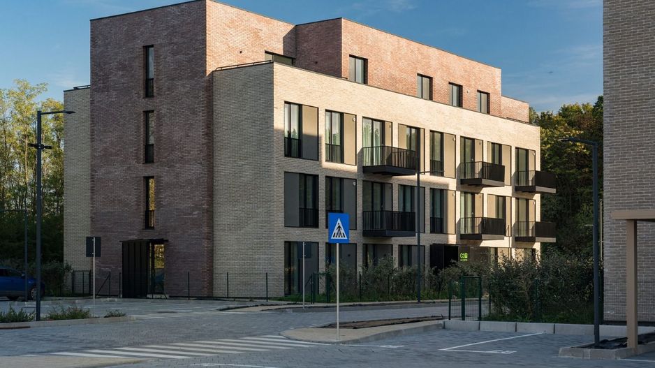 Apartament de 3 camere in Amber Forest, prima inchiriere - Poză 1