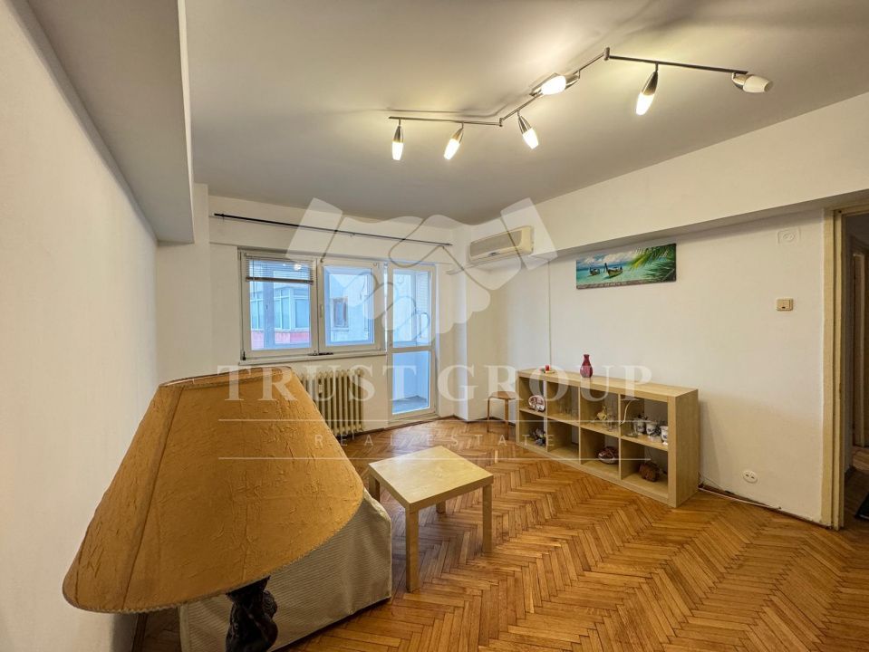 Apartament 3 camere Banu Manta - Clucerului | Imobil 1982 | Vedere spate - Poză 2