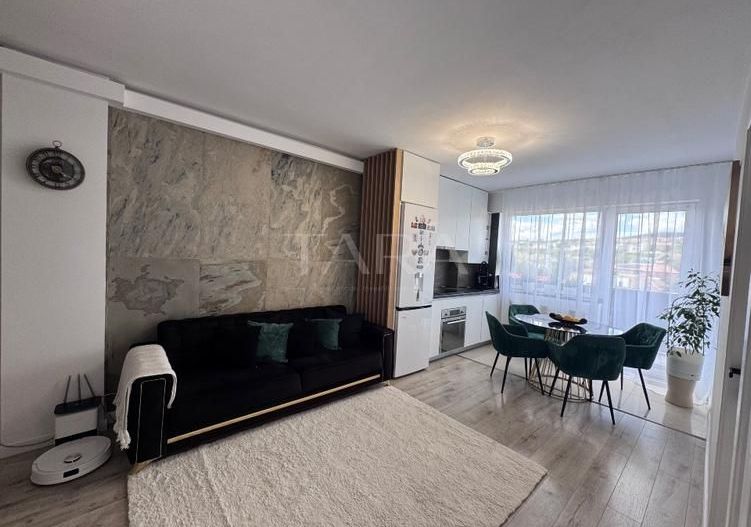 Apartament cu 3 camere, 2 balcoane, aproape de centru, Cluj-Napoca. - Poză 1