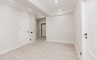 Vânzare, apartament, 2 camere , str. Alba Iulia, Buiucani - Poză 4