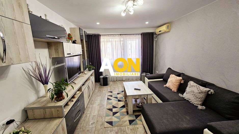Apartament cu 3 camere, 64 mp utili, partial mobilat, ultracentral - Poză 1