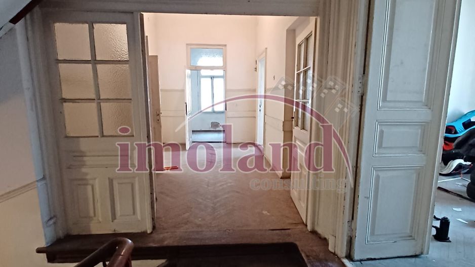 Ocazie - investitie - vila interbelica - Poză 3