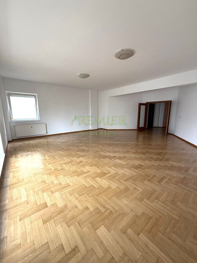 APARTAMENT NEMOBILAT CU 3 CAMERE | REZIDENTIAL | BIROURI | LOC DE PARCARE INCLUS - Poză 8