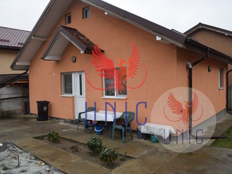 Casa Bariera Valcii la pret de apartament - Poză 6