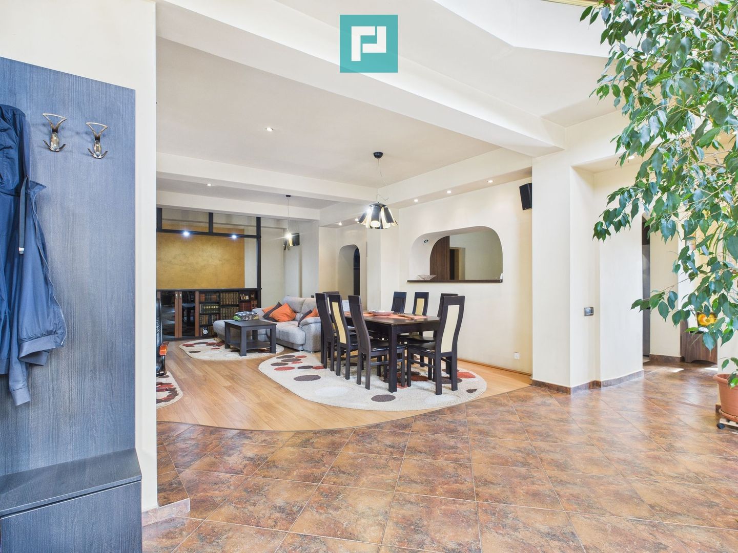 Casă 6 camere - Dumbrăvița - Poză 2