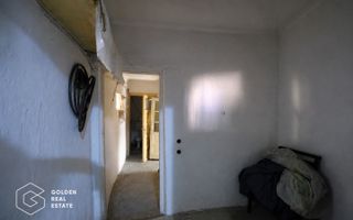 Casa cu teren de 420 mp, localitatea Paulis - Poză 16