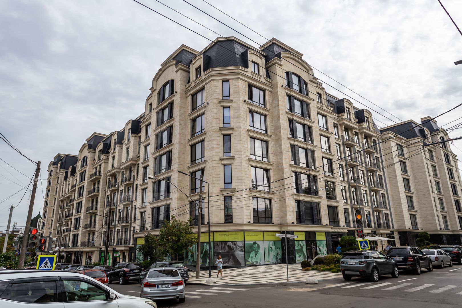 Vânzare, spațiu comercial, strada Eminescu Mihai, Centru - Poză 1