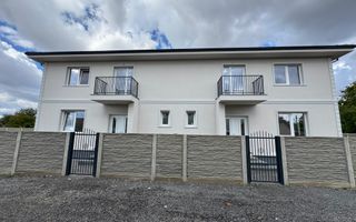 1\2 Duplex Utvin P+E,4Camere,2 Bai,Toate Utilitatile - Poză 1