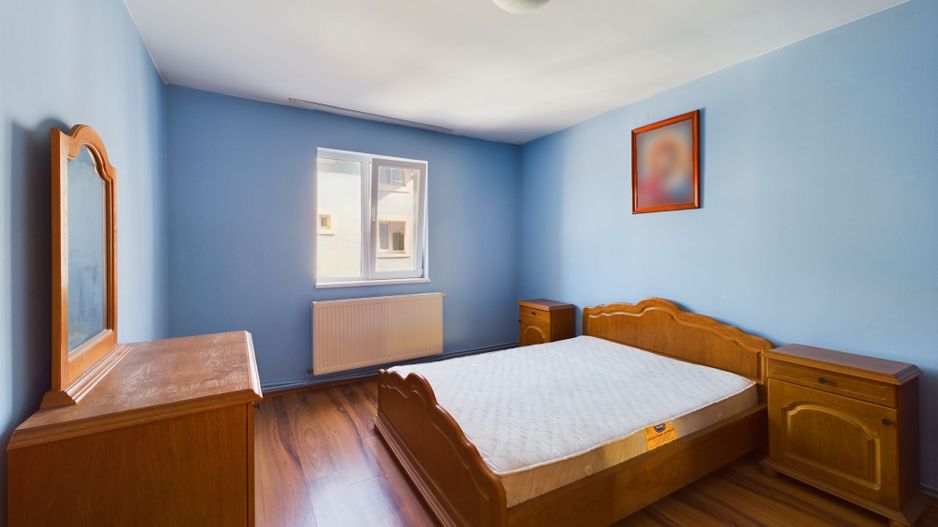 Apartament cu 3 camere, Hunedoarei - Poză 7