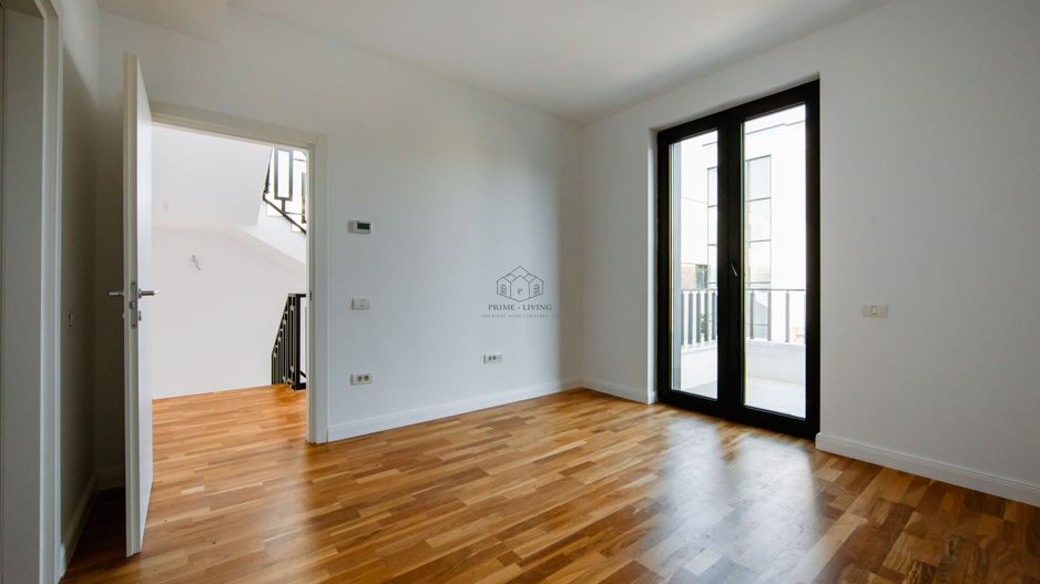 VILA SUPERBĂ CU 4 DORMITOAARE ȘI PISCINA LA INCHIRIERE - Poză 20