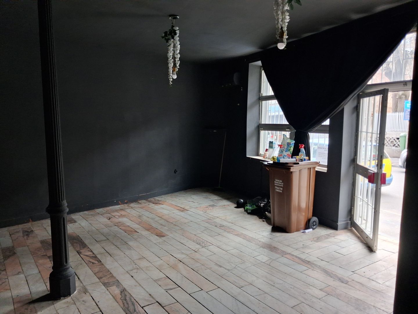 BRASADAS inchiriaza spatiu comercial stradal cu 3 intrari. - Poză 3