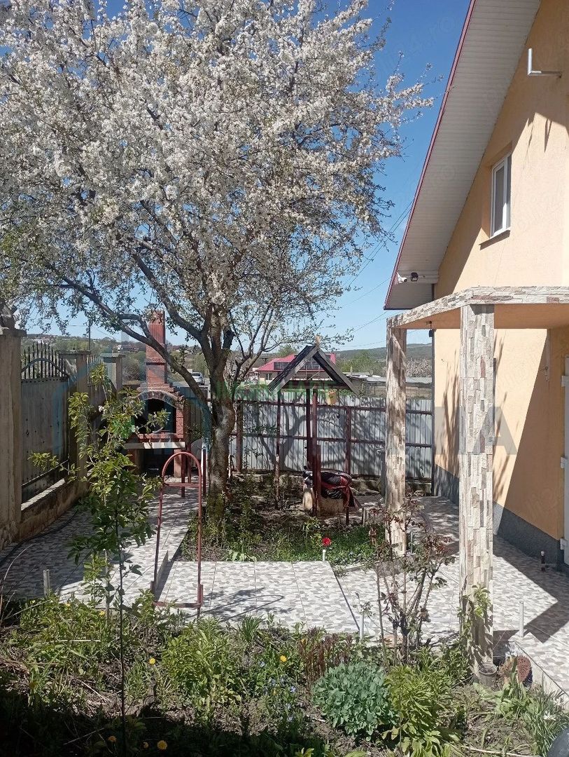Casă locuibilă, 4 camere, comuna Grajduri, sat Valea Satului, Iași – 55.000 euro - Poză 10