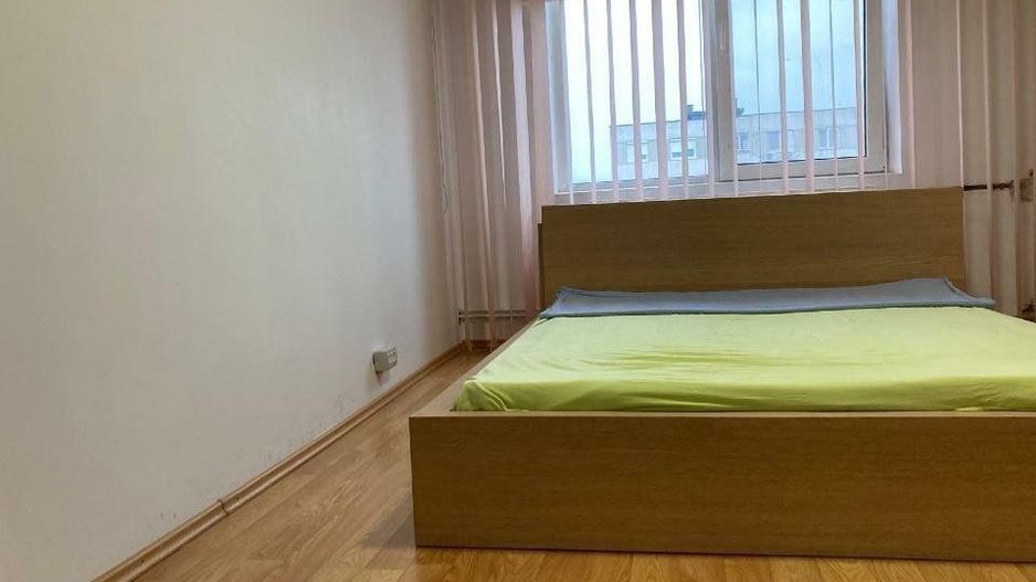 Apt 3cam renovat  69mp, dotat cu  CT, AC , an 1985  etaj 7/8, mobilat - Poză 8