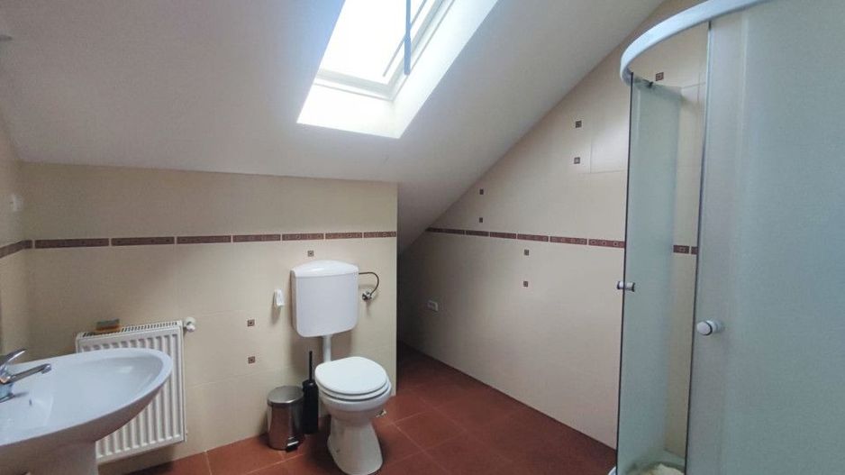 Casa nemobilata, potrivita pentru birouri sau locuit, Subcetate - Poză 7