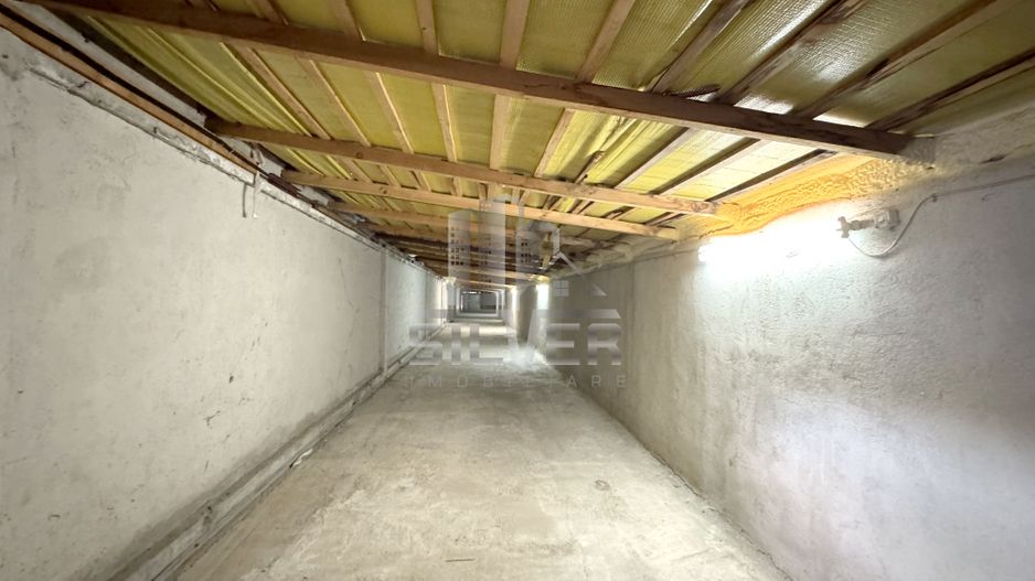 Spatiu industrial cu 4 hale/Teren 9300 mp/SU.7800 mp. - Poză 6