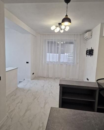 Apartament 5 camere (Parter+Demisol) | Piata Romana | Prima inchiriere - Poză 11