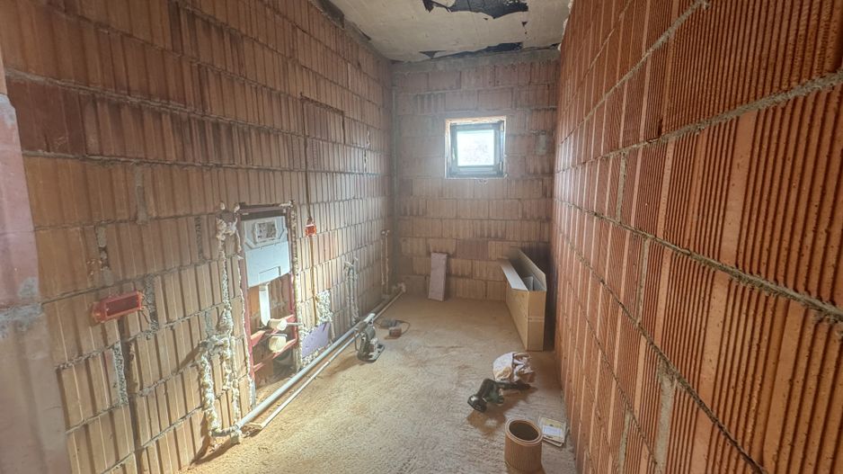 Sanmihaiu Roman,1/2 Duplex , Parter, 3 camere,o baie ,Terasa Acoperita - Poză 8