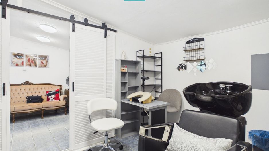 Spațiu comercial, complet aranjat, Velența - Poză 14